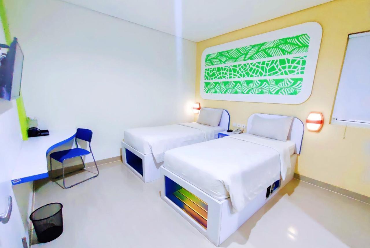 Cordex Hotel Ancol Джакарта Экстерьер фото