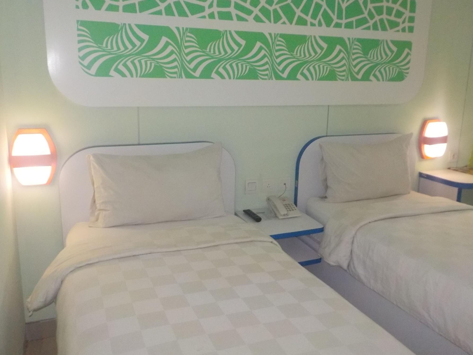 Cordex Hotel Ancol Джакарта Экстерьер фото