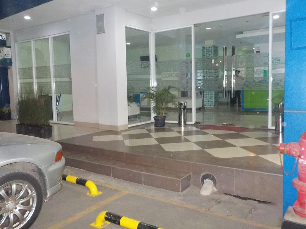 Cordex Hotel Ancol Джакарта Экстерьер фото