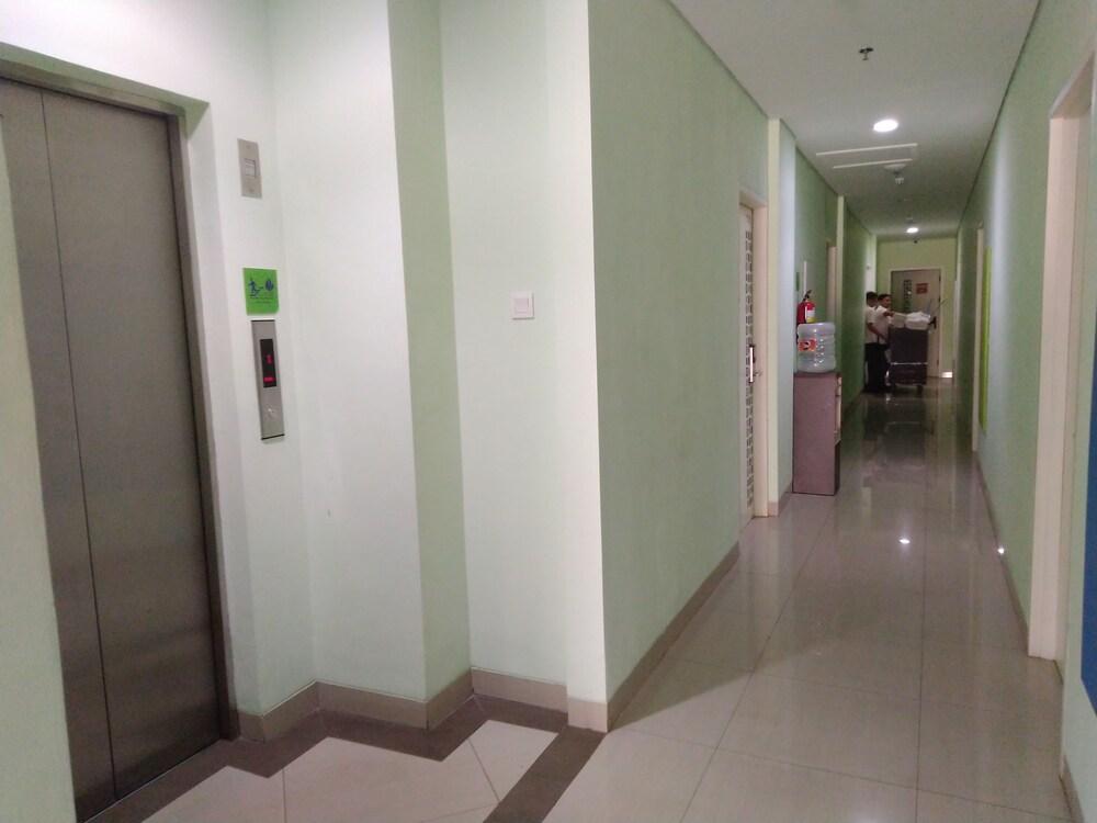 Cordex Hotel Ancol Джакарта Экстерьер фото