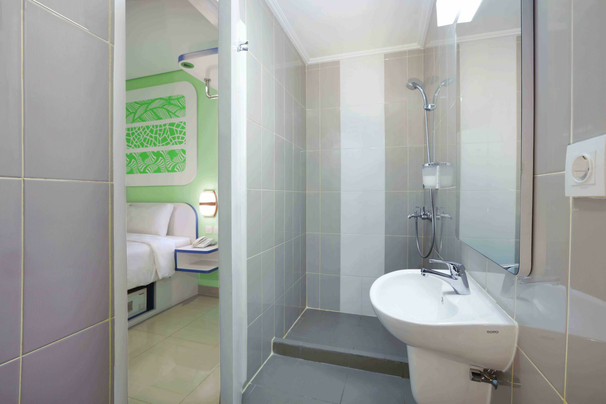 Cordex Hotel Ancol Джакарта Экстерьер фото